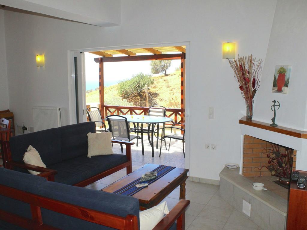 Beautiful Villa In أغيا غاليني المظهر الخارجي الصورة